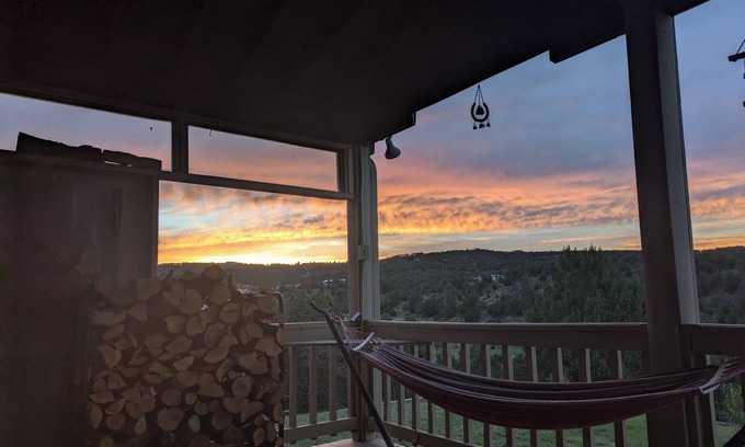 Alto Casa | Tranquil 3-bedroom home close to skiing, shopping, and restaurants in Ruidoso NM