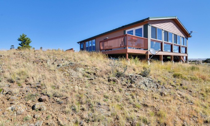 Hartsel Cabina | Tranquil Cabin Getaway w/ Panoramic Mtn View!