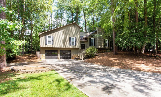 East Cobb Casa | Tranquil Forest in the heart of Roswell