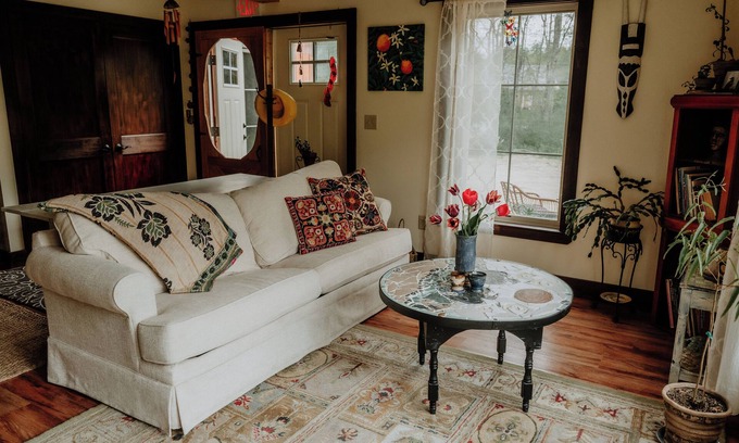 West Buxton Casa | Tranquil garden retreat located on 15private acres