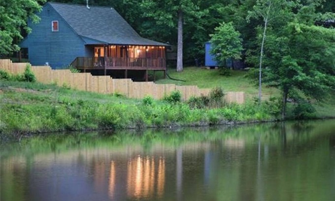 Mount Gilead Casa | Tranquil Lake Life Getaway @ Lake Tillery - Pet Friendly! Lake Community