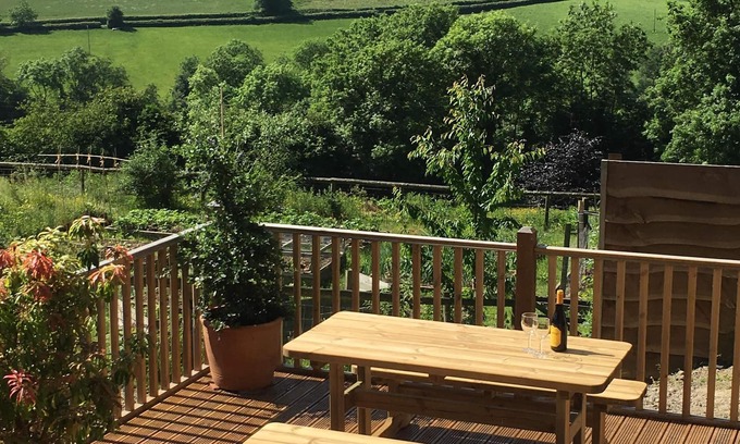 Llanfyllin Casa | Granero convertido aislado en el corazón del medio rural de Gales.