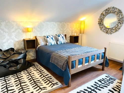 Ghimbav Apartamento | Transylvania Petals