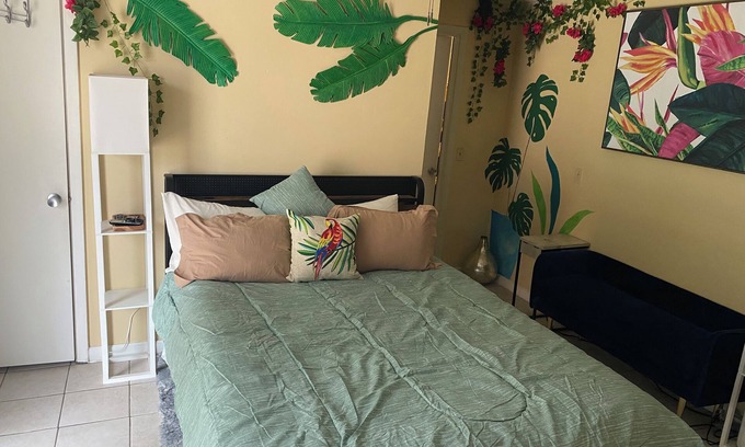 Casselberry Apartamento | Traveler's Dream: Refresh & Recharge Poolside