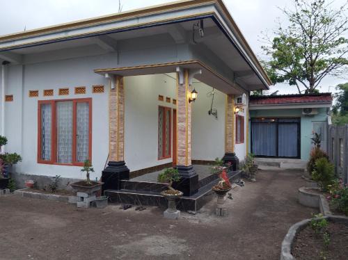 Pujut Casa | Traveling Guest House