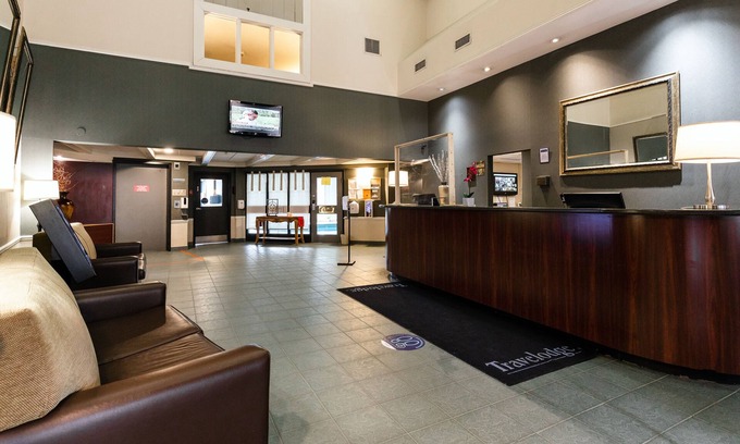 Industrial Park Hotel | Travelodge by Wyndham Ottawa East