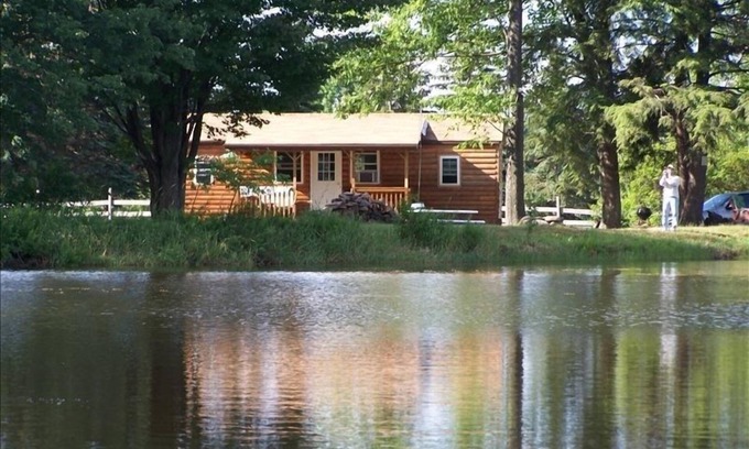 New Albany Cabina | Treaster's Cabin * Paddleboat / Great Fishing * (No se requiere licencia de pesca).