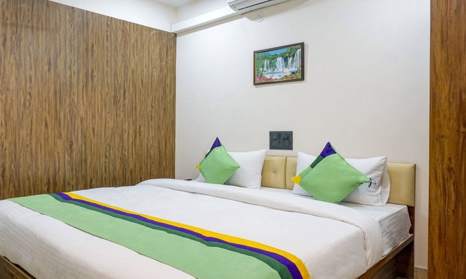 Baner Hotel | Treebo Trend Atithi Regency