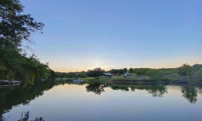 Graford Casa | Treehouse on PK Boat Dock Close to Rocker B
