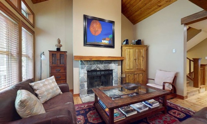 Blackcomb Chalet De Esquí | TREELINE 30 | Secular 4BR Ski Chalet | Free Parking & Free Shuttle To Lifts