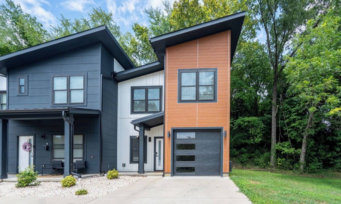 Concord Casa | Trendy Townhome Near Downtown