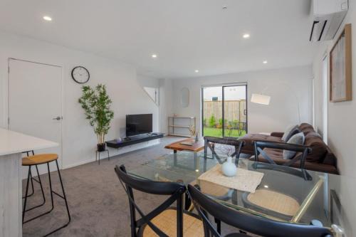 Trentham Casa | Trentham Stylish 2-BR Retreat
