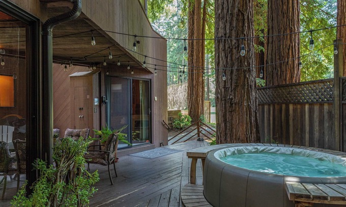 Northwood Casa | Tri-Level MCM Masterpiece, Redwoods, Golf & Spa