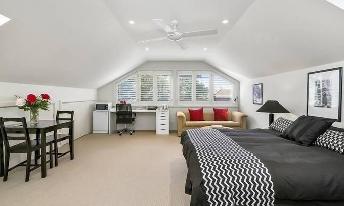 Balgowlah Heights Apartamento | Tamaño Loft Triple + Baño y desayuno privado