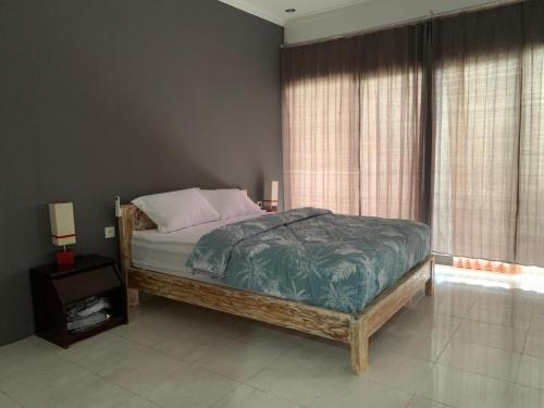 Tabanan Hotel | Trisula Room, Pool and Warung