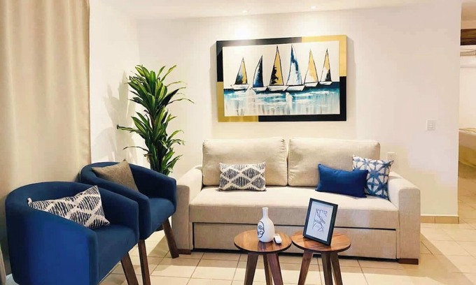 Fluvial Vallarta Apartamento | Tropical Oasis Pools, Gardens and Beach Nearby