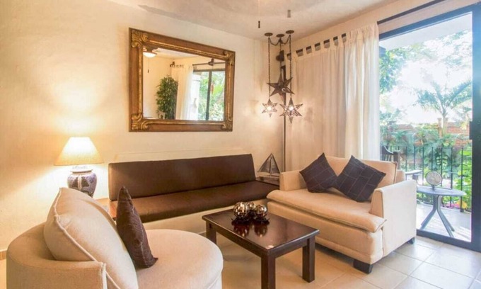 Fluvial Vallarta Apartamento | Tropical Vibe & Pools, Great Location Near Beach