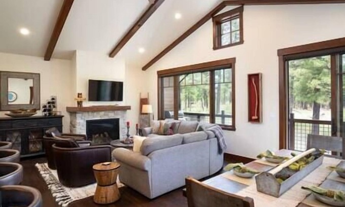 Norden Complejo | Truckee, CA Gray's Golf Course-Luxury 3bedroom!