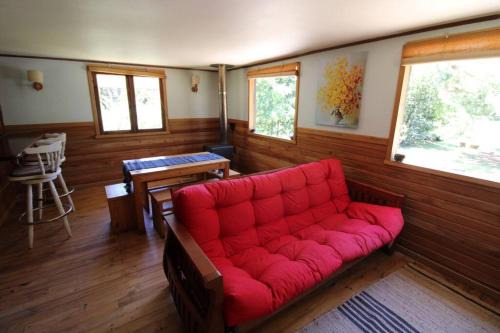 Puerto Varas Casa | TuArriendoCL-Acogedora Cabaña Cercana a Playa Niklitschek hasta 5 PAX