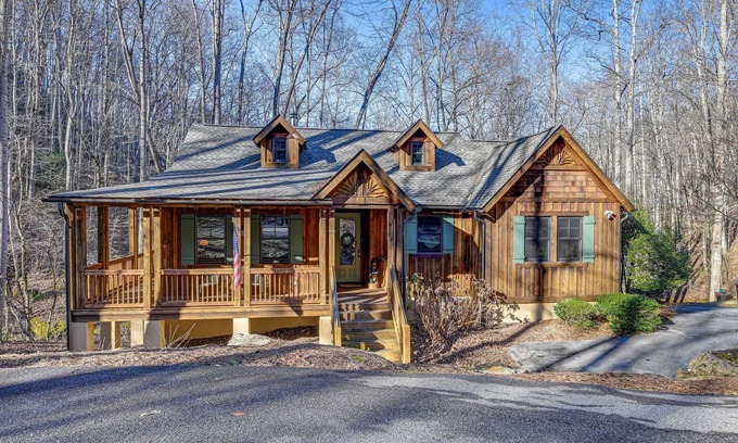 Bear Lake Reserve Cabina | Tuckasegee Cabin ~ 3 Mi to Bear Lake!