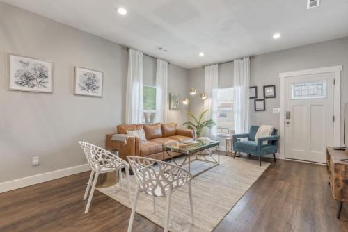Tulsa Casa | Tulsa Boho Bungalow - King Bed Near Dtwn, EXPO, TU