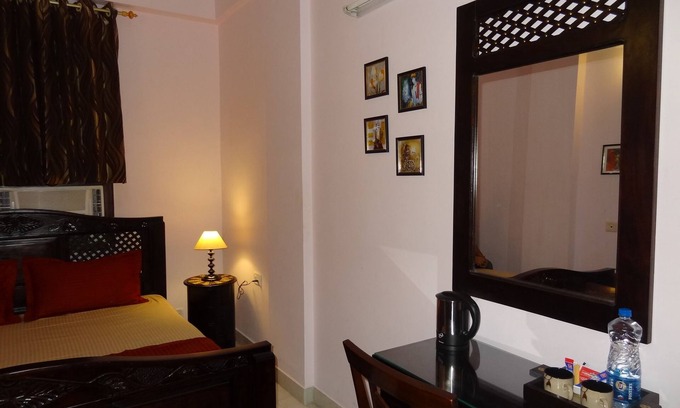Shyam Nagar Hotel | Tulsian Apartments