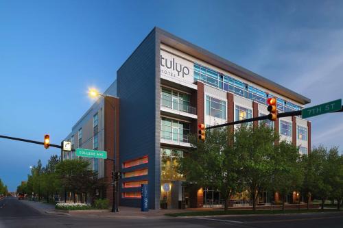 Holland Hotel | Tulyp, Tapestry Collection by Hilton