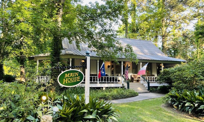 Eunice Otro | Turn of the Century Historical Farmhouse