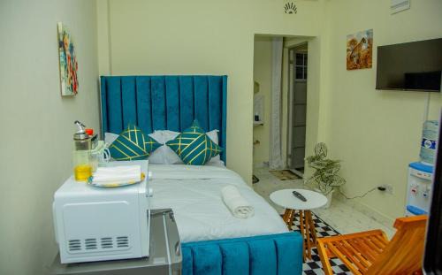 Nanyuki Apartamento | Turquoise Studio with Netflix & WIFI
