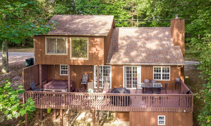 Smithville Chalet De Esquí | Esta casa del lago es su casa de vacaciones lejos de casa.