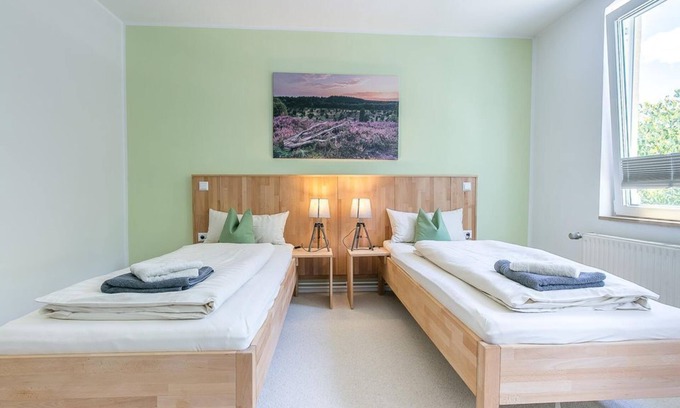 Uelzen Casa | Twin room breakfast rate, non-refundable - Hotel Johnsburg