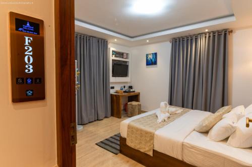 Nuwara Eliya Hotel | Twin Villa Red - Luxury Villa with Mountain View