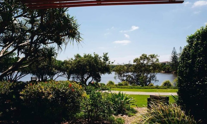 Twin Waters Apartamento | Twin Waters Resort Apartment 3 Brm by the beach