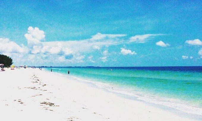 Treasure Island Hotel | Twins Inn & Apartments