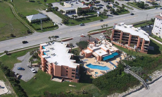 Indian Harbour Beach Complejo | Two Bedroom, Ocean Front, Luxury Condo, Indian Harbor Beach, Florida 3331464