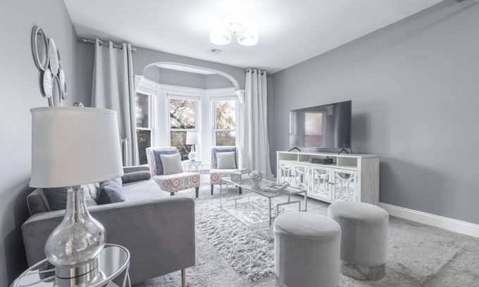 Valley Stream Apartamento | Two Bedroom 2nd Floor Apartment 20 miles from NYC