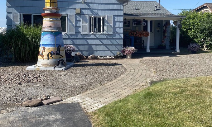 North Greece Casa | Two Bedroom Lakefront COTTAGE