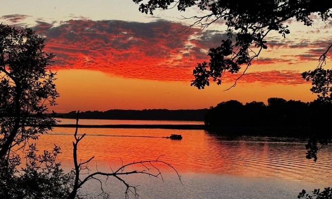 Alexandria Cabina | TWO Charming Lake Miltona Cabins! Compound! Pontoon available! WALLEYES! #2131