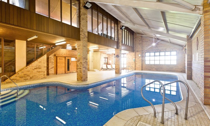 Knockerdown Apartamento | Two Dales Cottage at Knockerdown Holiday Village