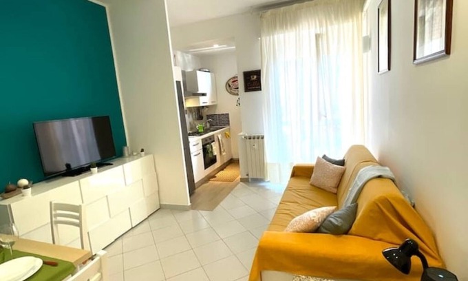 Turro Apartamento | Two-room apartment Montelungo 3 min. from Metro Rossa Turro