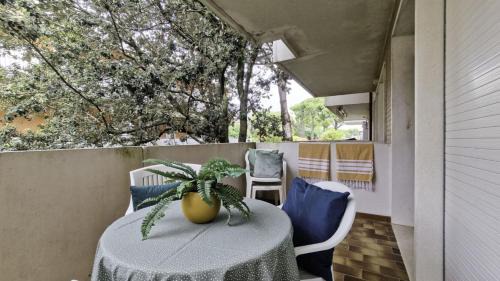 Bibione Pineda Apartamento | Two-room flat with swimming pool near the sea