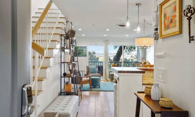 Marin City Condominio | Two Story Treehouse with Amazing Bay Views