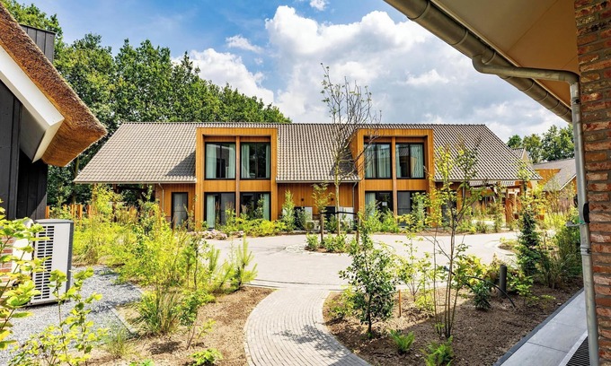 Wekerom Casa | Two villas, two pools – luxury spa escape for 24 guests, wheelchair accessible.