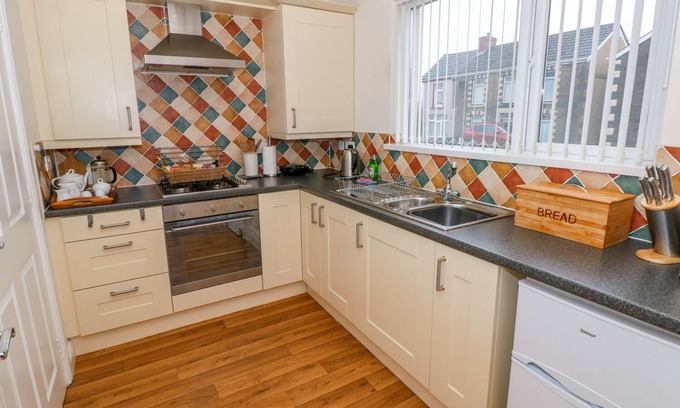 Ammanford Casa | Ty Cerrig