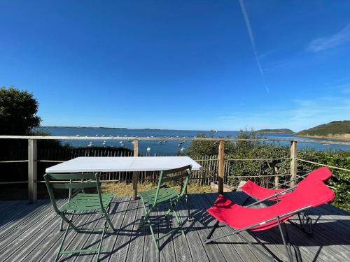 Plouezec Casa | Ty Lazo: Sérénité en bord de mer, havre de paix.