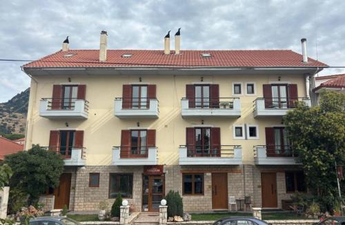 Kalavrita Apartamento | Tzovolos Apartments