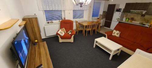 Lhotka Apartamento | Ubytování Kopeček 22 celý dům s vlastním dvorem v klidné lokalitě