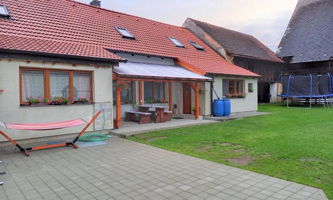 Holubov Casa | Ubytování na statku