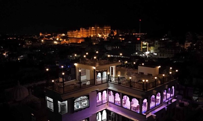 Udaipur City Centre Casa | Udaipur View Guest House & Restaurant