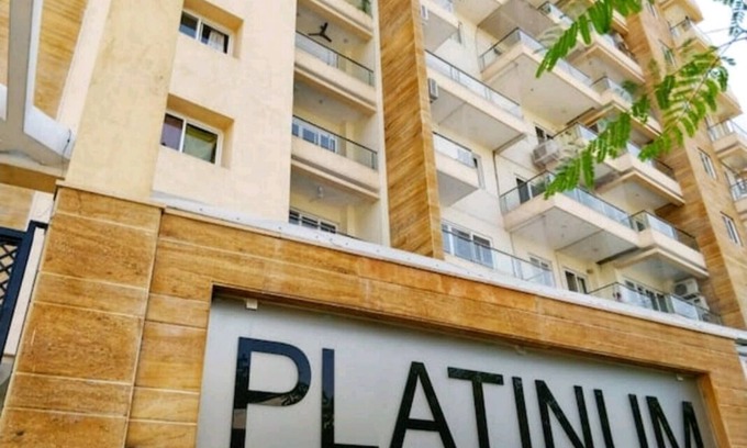Durgapura Casa | Condominio ultra moderno de 3 dormitorios "2 minutos del aeropuerto"